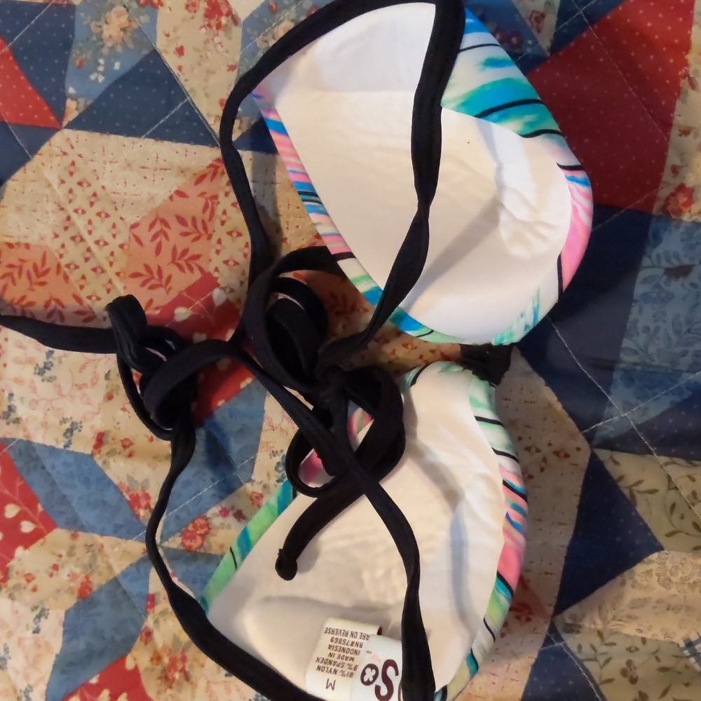 Bikini top - Picture 2 of 3